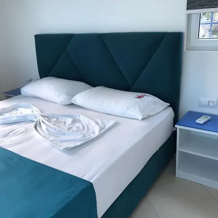 Floban & Mirdar Koshi Apartmán Sarandë