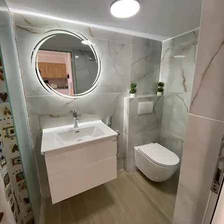 Floban & Mirdar Koshi Apartmán