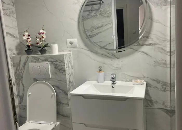 Floban & Mirdar Koshi Apartment Sarandë