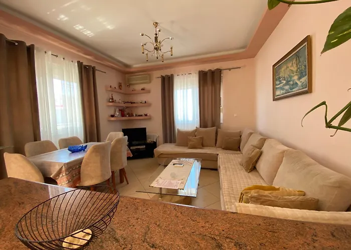 Floban & Mirdar Koshi Apartment