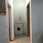 Apartman Floban & Mirdar Koshi *