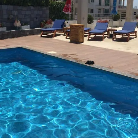 Floban & Mirdar Koshi Apartamento