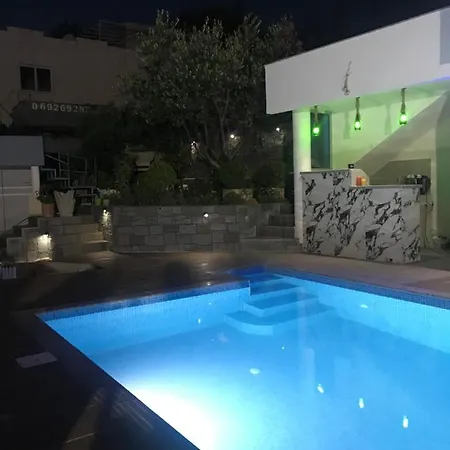 Floban & Mirdar Koshi Apartamento