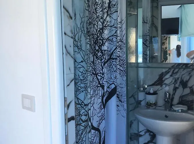 Apartament Floban & Mirdar Koshi Saranda