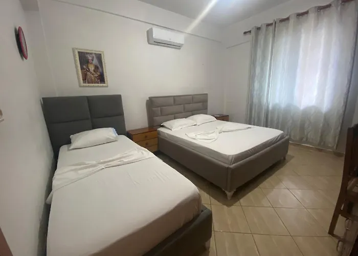 Apartament Floban & Mirdar Koshi *