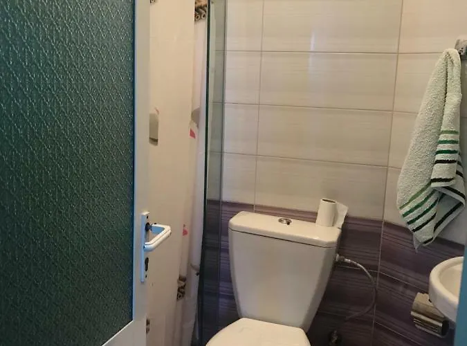 Floban & Mirdar Koshi Apartament
